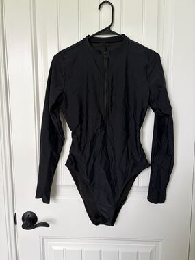 Black Long Sleeve Zipper Front Swimsuit